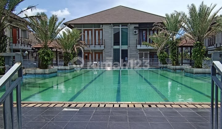 Rumah Mewah Dekat Pintu Tol Pasteur Dilengkapi Swim Pool Pasteur Bandung