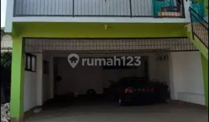 Rumah cocok untuk mahasiswa semi furnish Masuk Mobil di Dago Atas Bandung