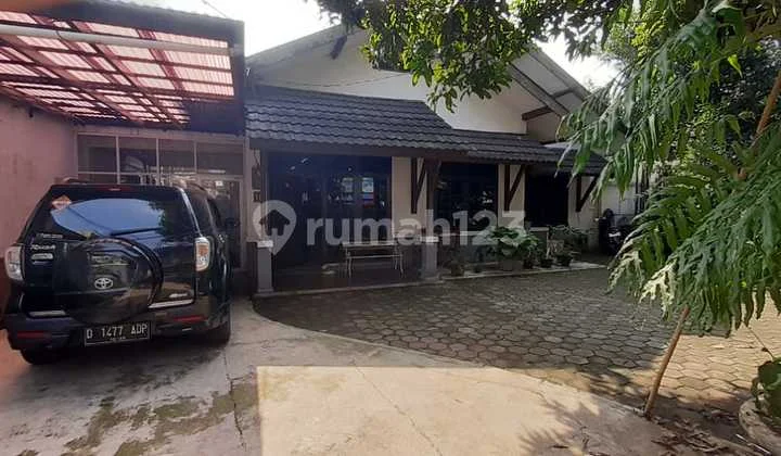 Rumah Luas 400 Meter Murah Halaman Depan Belakang bisa di Jadikan Kostn di Rajawali Dadali Bandung