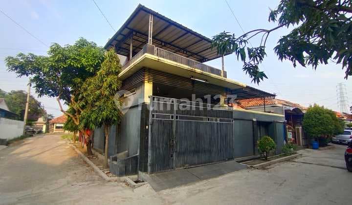 Rumah Luas Dua Lantai Posisi Hoek Dalam Komplek Di Talun Sumber Cirebon