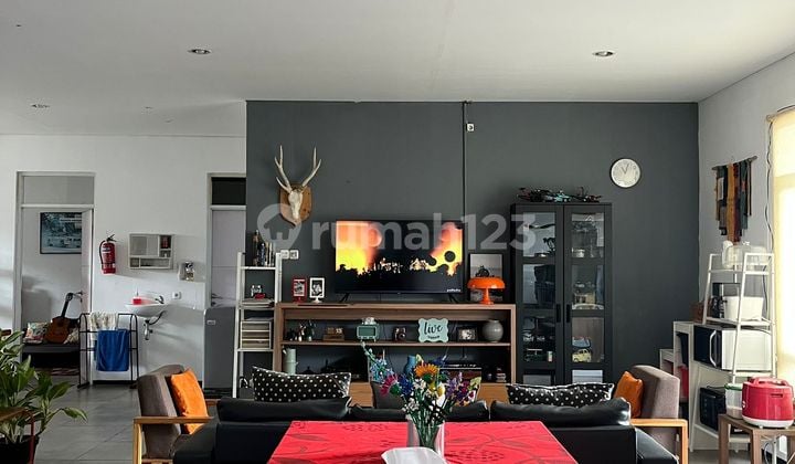 Dijual Rumah Bangunan Minimalis Industrial Ex Kantor Dan Toko Area Buah Batu Turangga Bandung