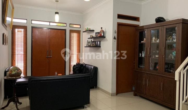 Dijual Cepat Rumah minimalis jalan lebar Turangga dekat ke Buah batu