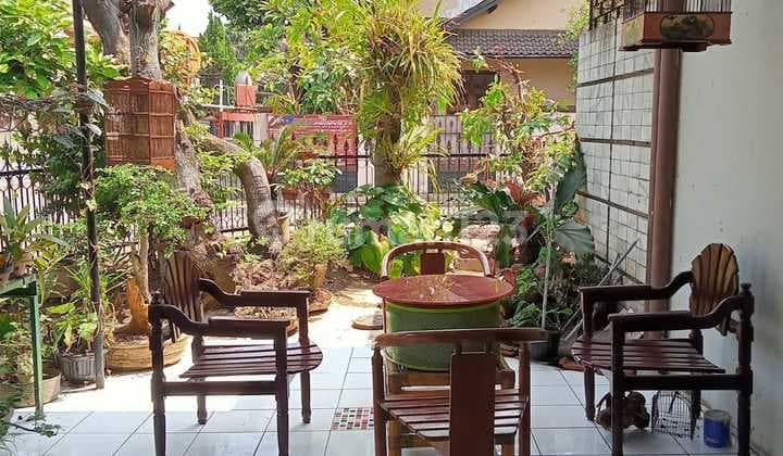 Di Jual Rumah Besar di Suryalaya Sayap Buah Batu Bandung