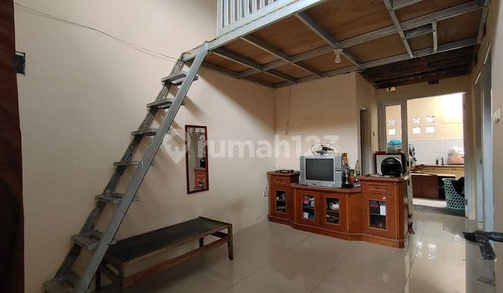 House for sale in Ciganitri cluster, Buah Batu, near Telkom University.