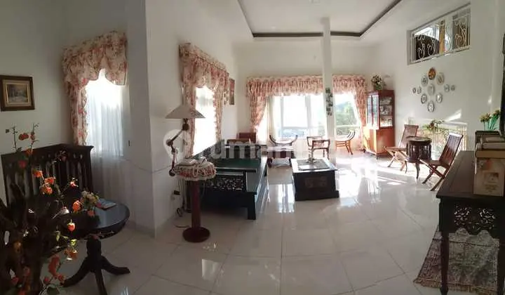 Rukan Exclusive 3.5 Lantai Konsep Guesthouse Area Dago Atas Good View