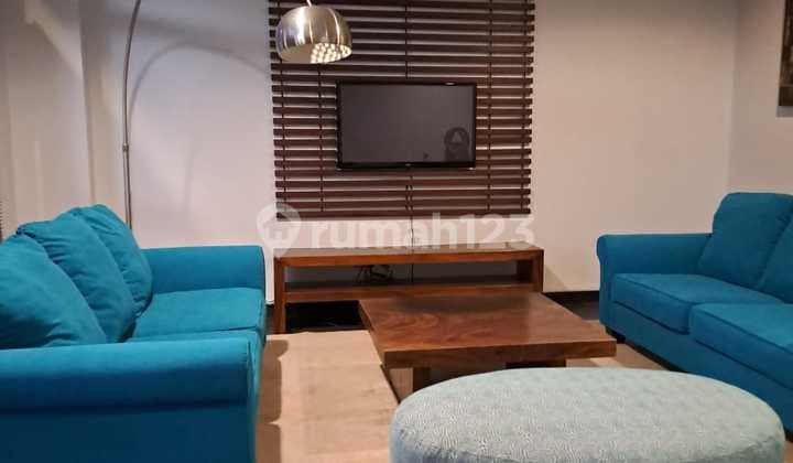 Disewakan Rumah Minimalis Full Furnish di Komplek Setra Duta