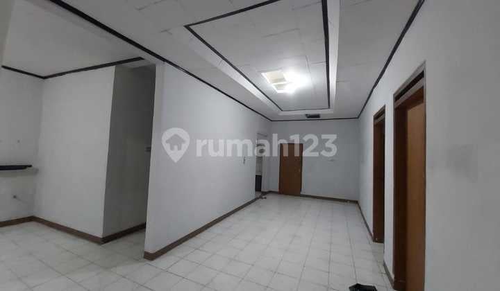Rumah Lama Nyaman Dalam Komplek Turangga Bandung