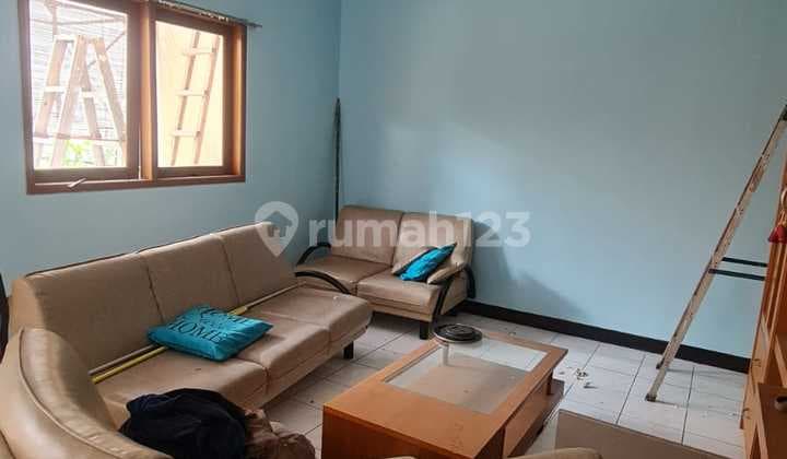 Disewakan Rumah di Setraduta Hegarmanah