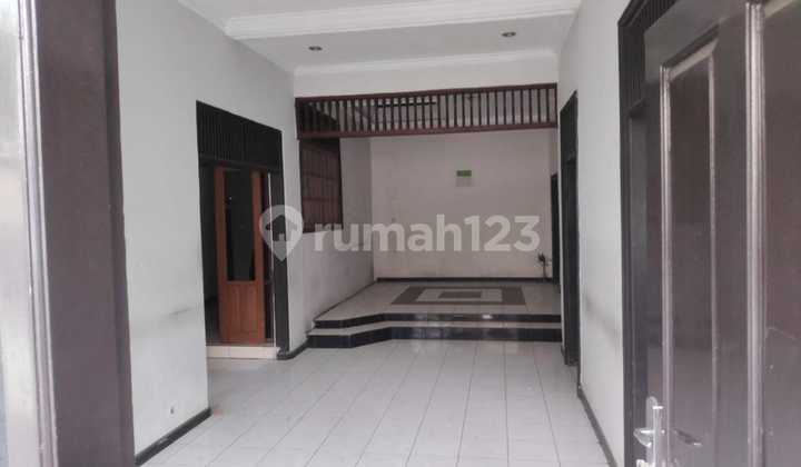 For Rent 2-Story House in Taman Kopo Indah Tki 1