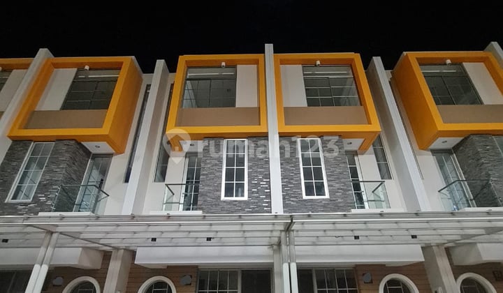 Dijual Rumah di PIK 2 Dijual Rumah di PIK 2