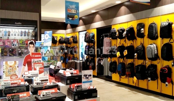 The building in Cikupa can be used for offices and businesses in Citra Raya, Cikupa, Tangerang Regency.