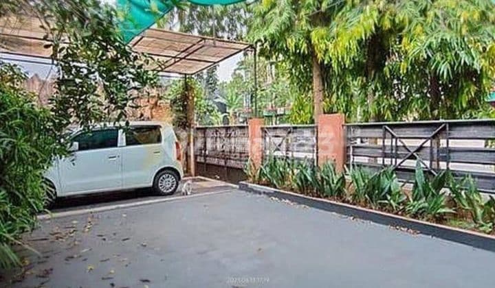 RUMAH HOOK TANAH LUAS di GRIYA LOKA, BSD, TANGSEL