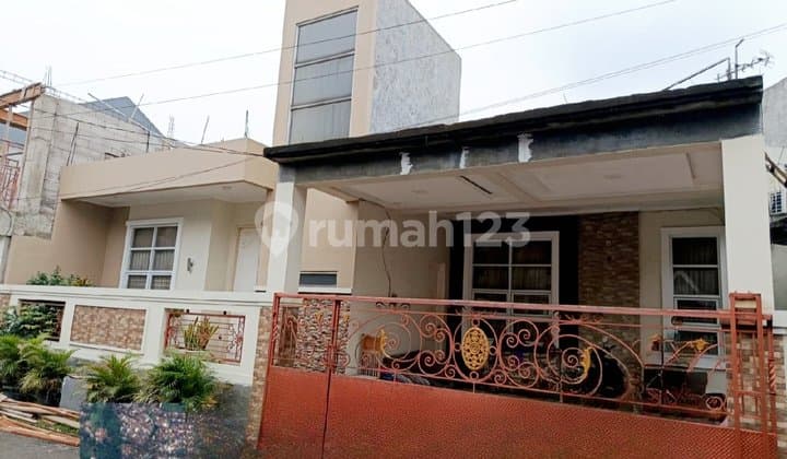 Rumah Tanah Luas di Villa Dago Tol Serua Tangsel