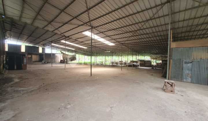 Sewa Tanah Kavling Pinggir Jalan, Ada Bangunan Semi Permanen di Rumpin Cisauk Kab Bogor