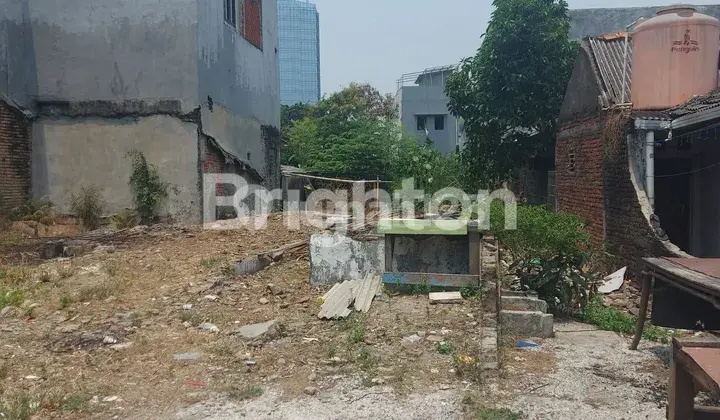 For Sale, Land Suitable for Office or Warehouse Use