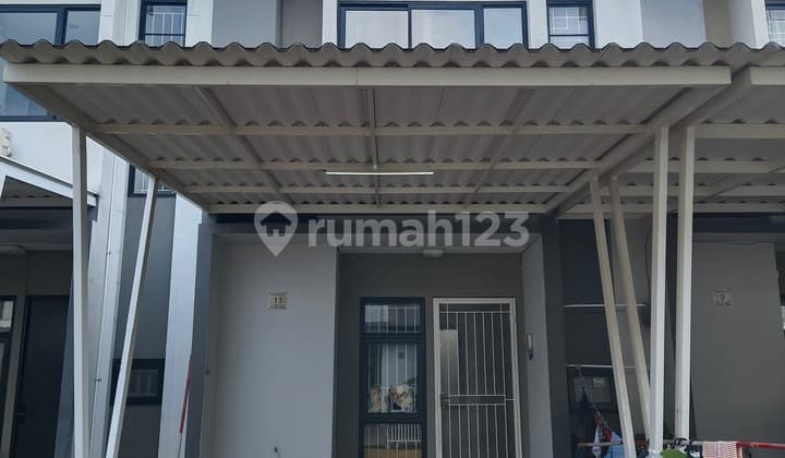 Rumah Siap Huni 2 Lantai 3 Kt 2 Km di Metland Puri