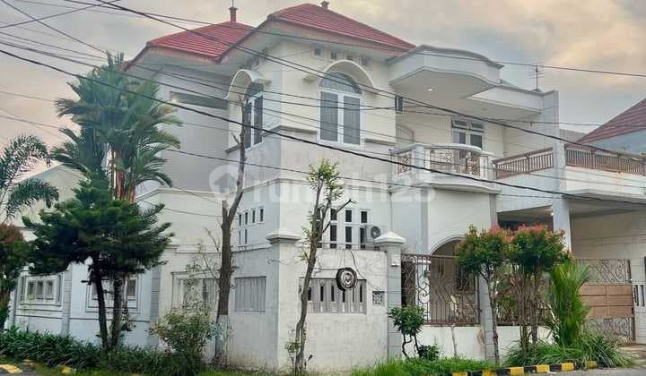 Dijual Rumah Classic Siap Huni di Sutorejo Selatan