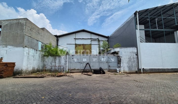Dijual Gudang Margomulyo Indah Hitung Tanah