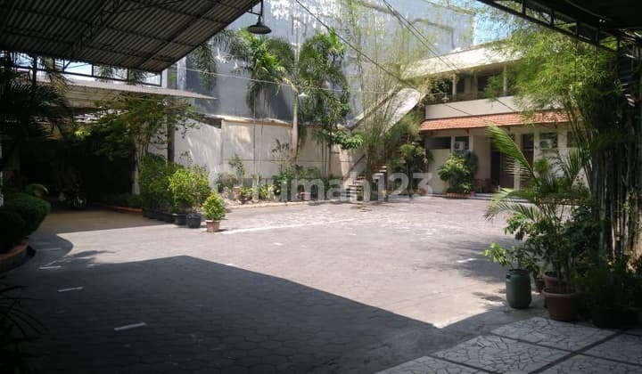 Hotel dan Ruang Usaha Strategis Tengah Kota Solo