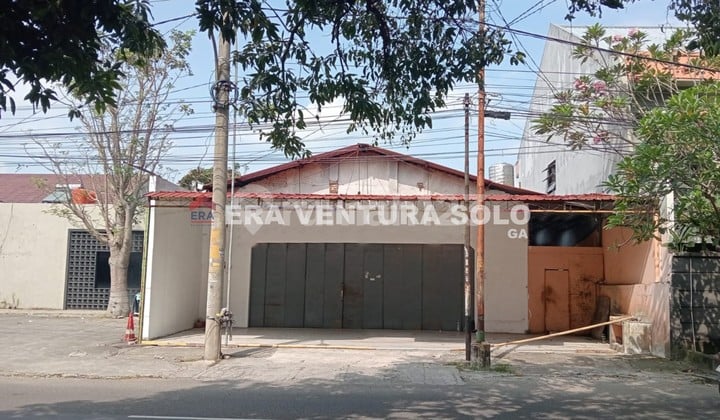 Ruang Usaha Strategis Tengah Kota Solo