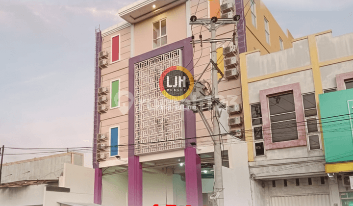 Dijual Hotel Baru Ada Lift di Jl. Lamper Tengah Raya