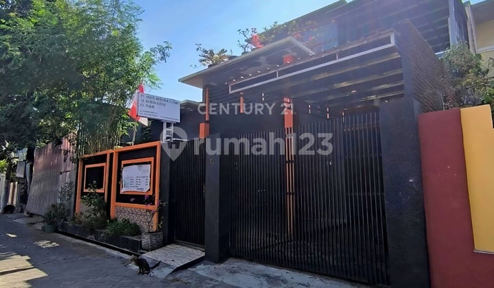 Well-Maintained Two-Story House in Pettarani Area, Makassar