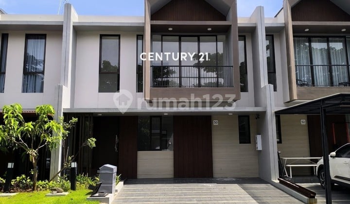 Rumah Blue Crystal Utama Summarecon Di Makassar