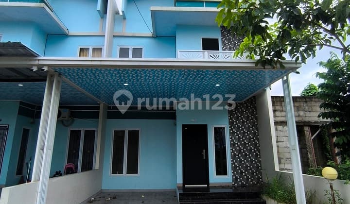 Rumah Murah Dua Lantai Area Hertasning