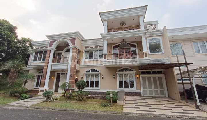 Rumah Mewah furnish tepi danau view danau di Serenade Lake