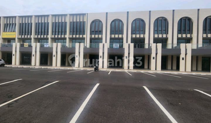 Ruko C Walk Citraland City Losari Makassar