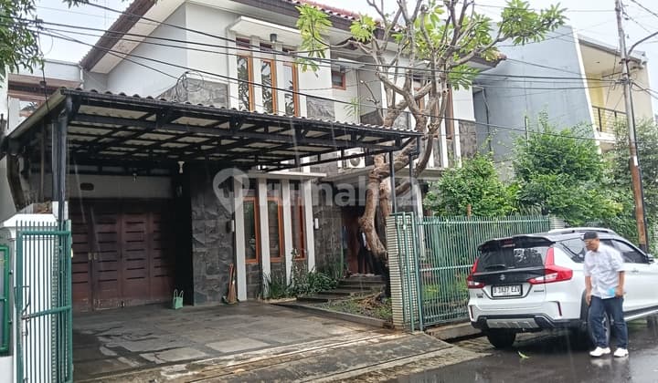 Rumah Siap Huni di Kompleks Perumahan di Jalan Satria Raya Jati Rawamangun SHM Rumah Bagus Semi Furnished Terawat Pulogadung, Kota Jakarta Timur, Dki Jakarta, Indonesia, 13220, Rawamangun