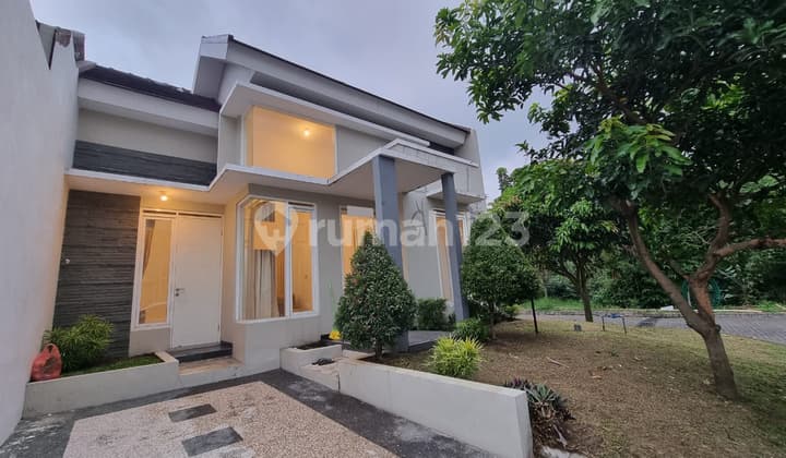 Rumah Bagus Posisi Hook Tirtasani Karangploso Malang Gmk03947