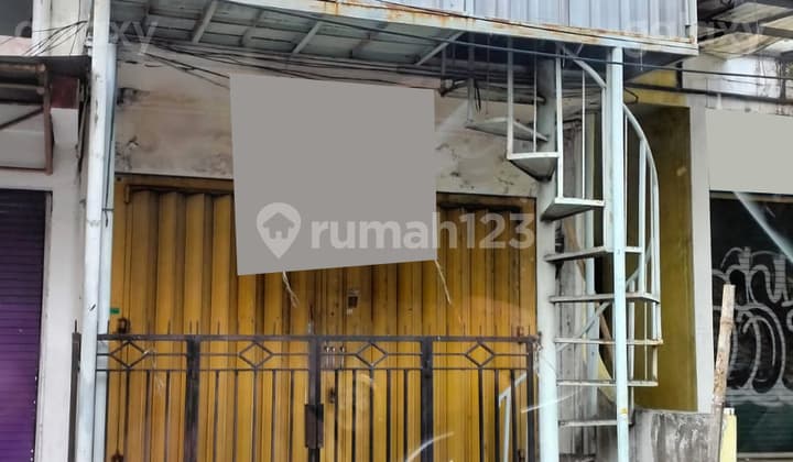 Ruko Strategis Dekat Kampus Brawijaya Dinoyo Malang Gmk03795