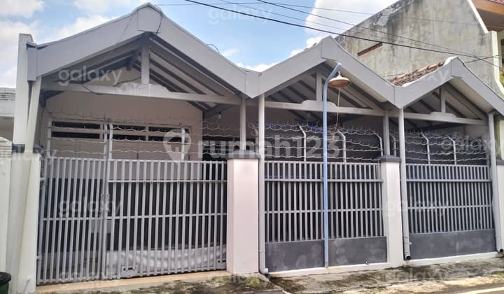 Good House Near Borobudur School Blimbing Malang GMK03748