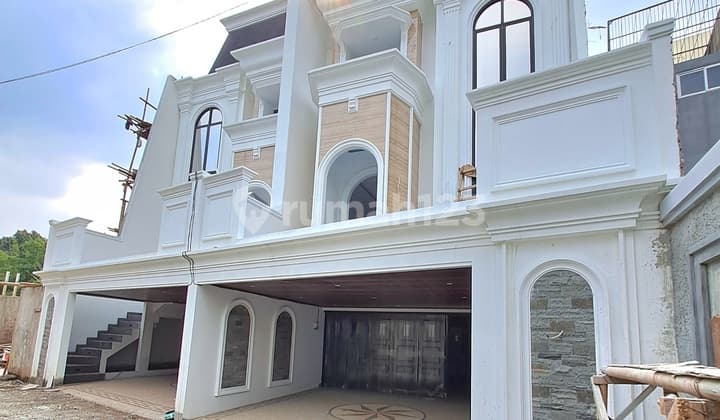 Jual Rumah American Classic Dekat Toll Andara Jakarta Selatan