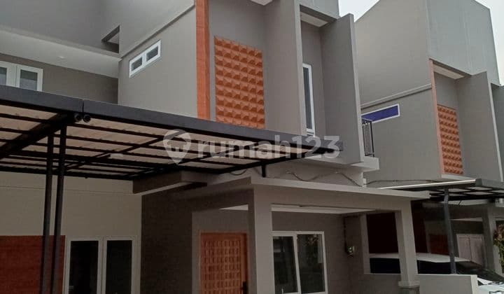 Dijual Rumah Modern Free BPHTB Siap Huni di Mampang Pancoran Mas Depok