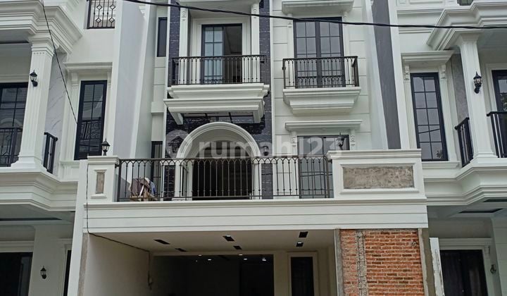 Dijual Rumah 3.5 Lantai Siap Huni di Jagakarsa Jakarta Selatan