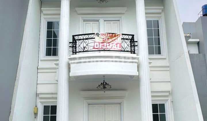 Jual Cepat Rumah Klasik Modern Dalam Komplek di Jagakars