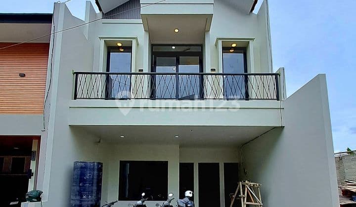 Dijual Rumah Minimalis Modern Dalam Cluster di Jagakarsa