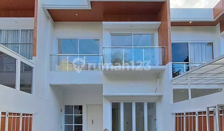 For Sale Affordable Ready-to-Occupy House in Dki Jagakarsa Complex