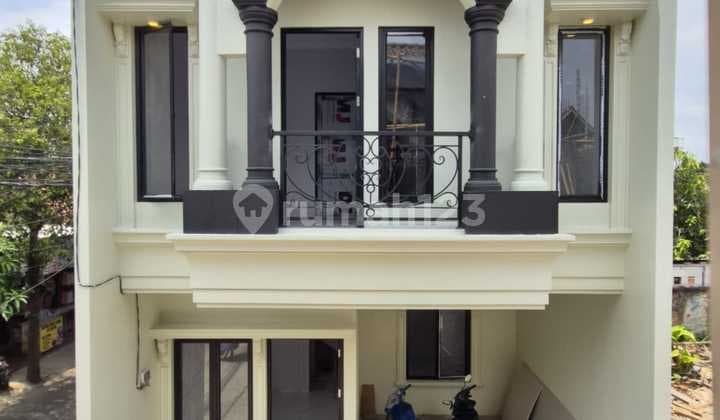 For Sale 2-Story House Around 800 Million, Warung Sila, Jagakarsa