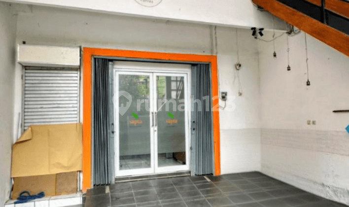 Bangunan 1,5 Lantai Bagus Untuk Tempat Usaha Dan Murah