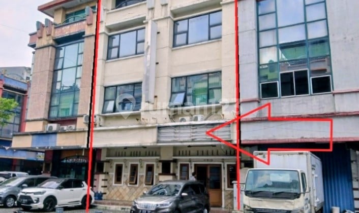 Ruko Gandeng 2,5 Lantai Lokasi Strategis & Sangat Murah