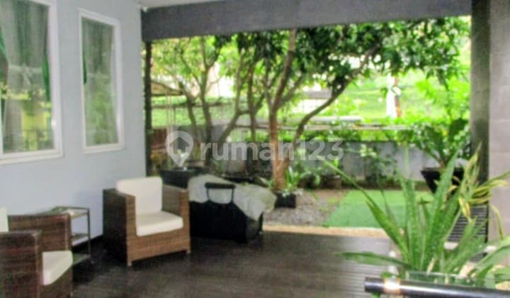 Hunian Asri Bagus dan Tenang 2 Lantai Tanah Luas Jual Murah Dibawah Pasar