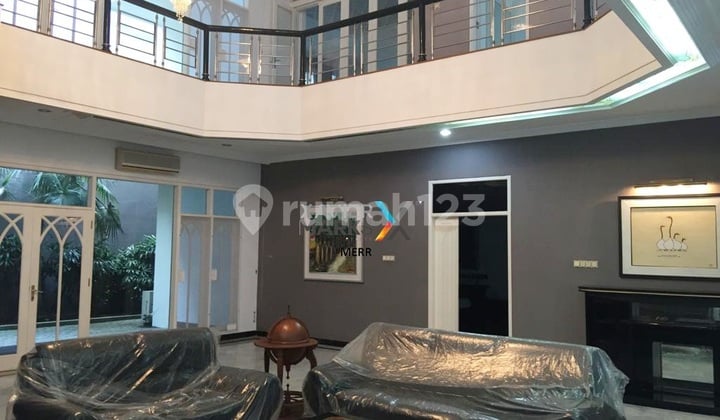 Luxury Home Dharmahusada Indah Marble Floor Semi Furnished