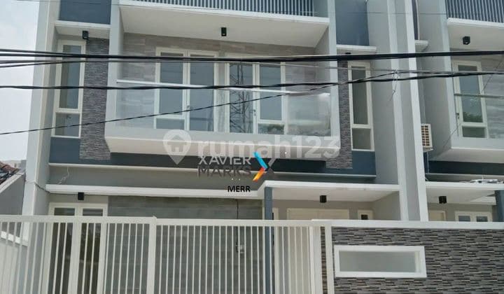 Rumah Model Scandinavian Raya Manyar Tirtomoyo Baru Gress