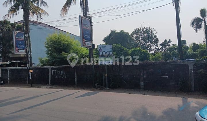 Kavling komersial strategis