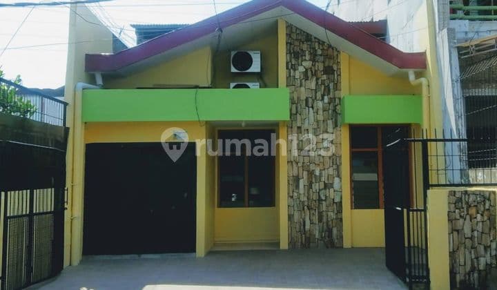 Dijual Rumah 2 lantai siap huni lokasi strategis diJakarta Barat