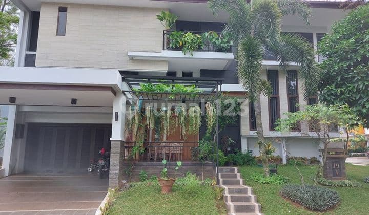 A Charming House in Blossomville, The Green BSD, Good 2.5 Floors, SHM