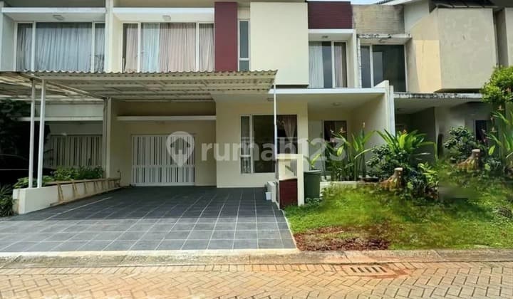 RUMAH BAGUS SIAP HUNI Harga Menarik di District Kebayoran Bintaro